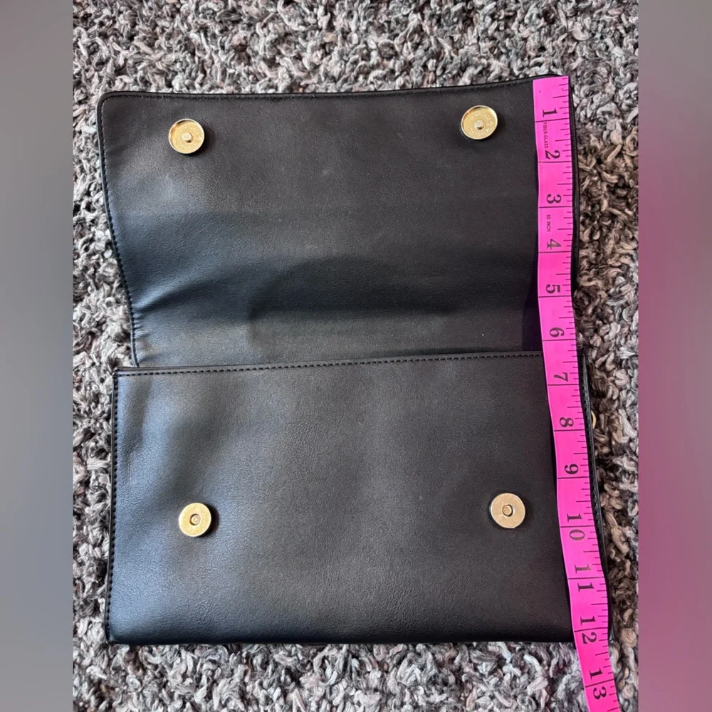 Mellow World Vibrant Clutch - Picture 3 of 8